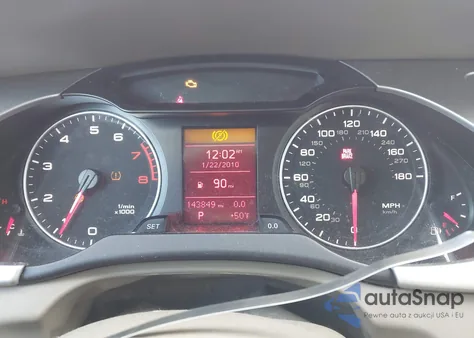 2011 Audi A4 2.0T Premium z USA, uszkodzony, nr VIN WAUSFAFL2BA080877